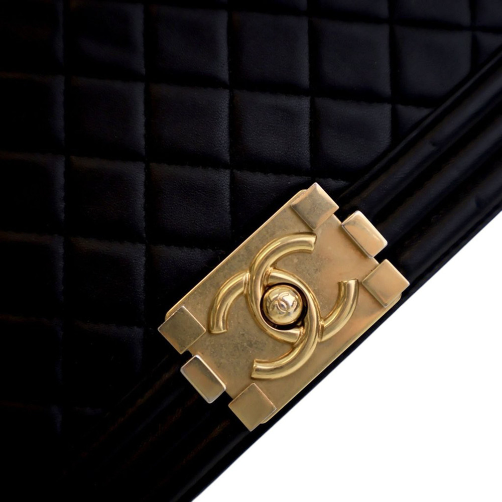 Pre-Loved Chanel Old Medium Quilted Lambskin Boy Flap - Picture 6 of 12